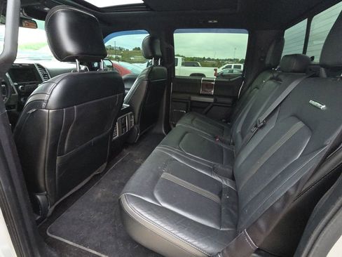 Used 2015 Ford F150 Platinum w/ Equipment Group 701A Luxury AWD/4WD image 14