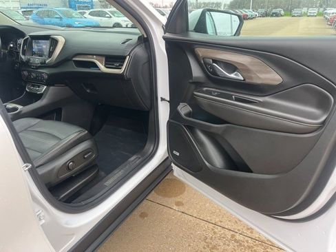 Used 2022 GMC Terrain Denali w/ Denali Premium Package image 57