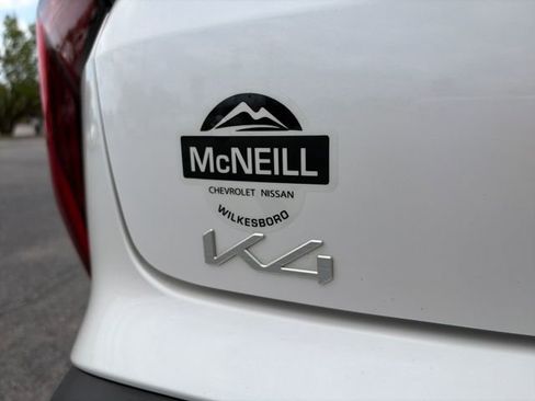 Used 2025 Kia K4 EX FWD image 36