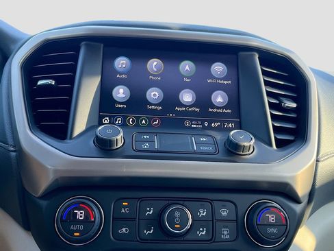 Used 2023 GMC Acadia Denali w/ Denali Ultimate Package image 15