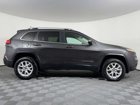 Used 2014 Jeep Cherokee Latitude w/ Cold Weather Group AWD/4WD image 27