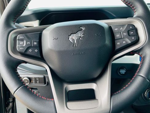 New 2025 Ford Bronco Heritage Edition AWD/4WD image 8
