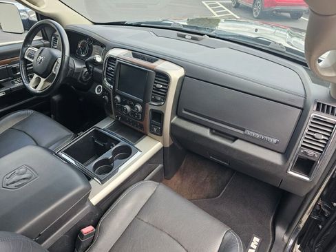 Used 2014 RAM 2500 Laramie w/ Convenience Group AWD/4WD image 12