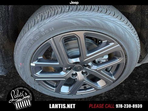 New 2026 Jeep Compass Limited image 24