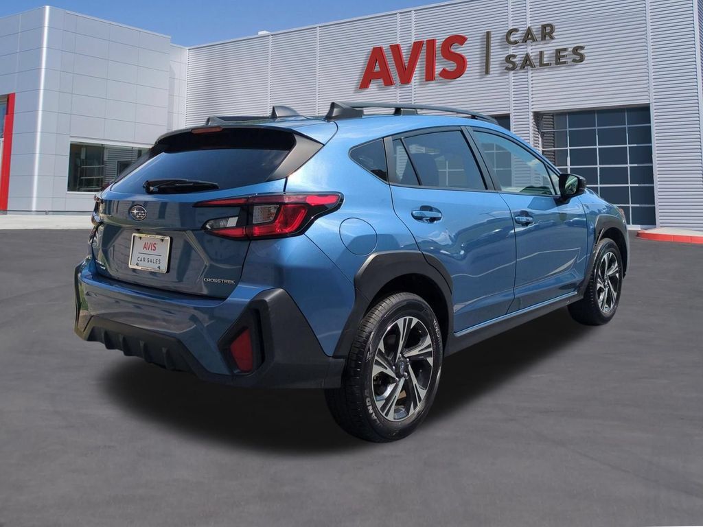 Used 2024 Subaru Crosstrek 2.0i Premium AWD/4WD image 6