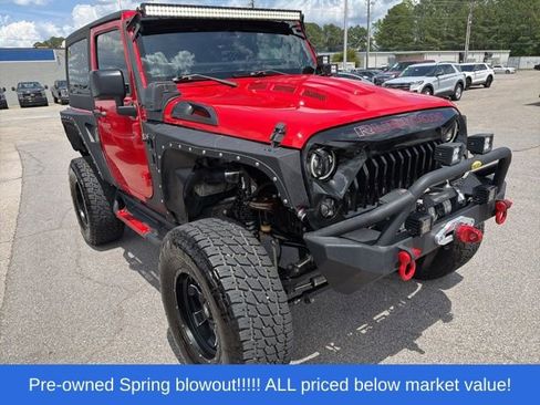 Used 2018 Jeep Wrangler Rubicon w/ Cold Weather Group AWD/4WD image 17