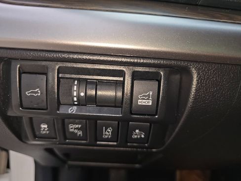 Used 2019 Subaru Outback 3.6R Touring w/ Protection Package #1 image 9