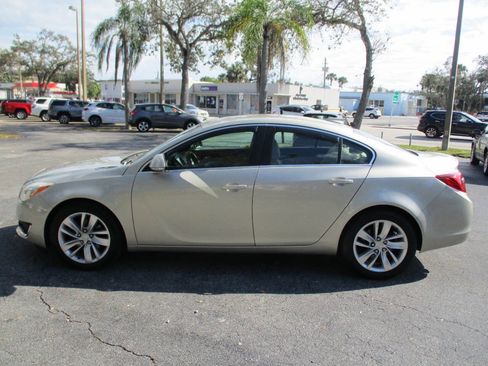 Used 2016 Buick Regal Base 4dr Sedan image 5