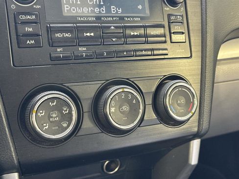 Used 2015 Subaru Forester 2.5i Premium w/ All-Weather Package image 20