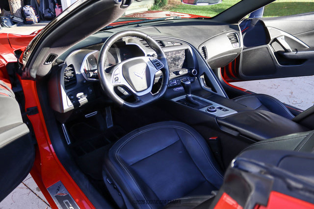 Used 2016 Chevrolet Corvette Stingray Convertible w/ 2LT Preferred Equipment Group RWD image 47