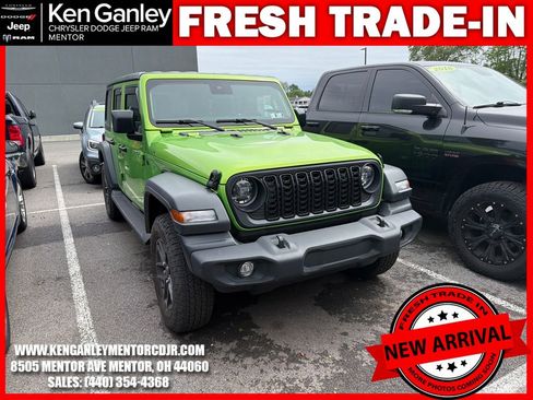 Used 2025 Jeep Wrangler Unlimited Sport AWD/4WD image 1