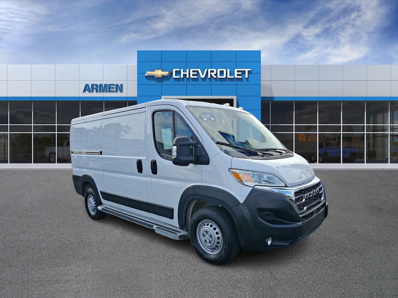 Used 2025 RAM ProMaster 2500 w/ U-Haul Equipment Group FWD image 4