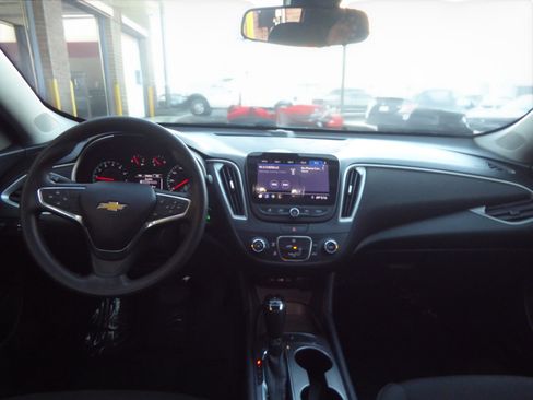 Used 2019 Chevrolet Malibu LS w/ LPO, Convenience Package 1 image 19