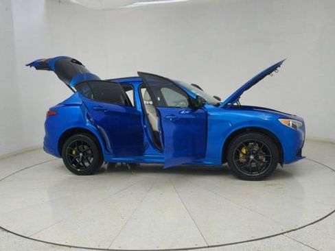 Used 2020 Alfa Romeo Stelvio Ti w/ Nero Edizione image 74