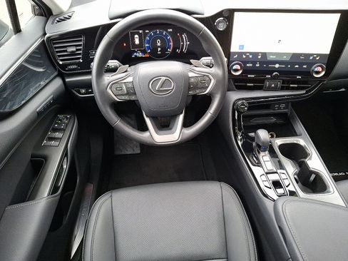 Certified 2025 Lexus NX 350 Premium image 12