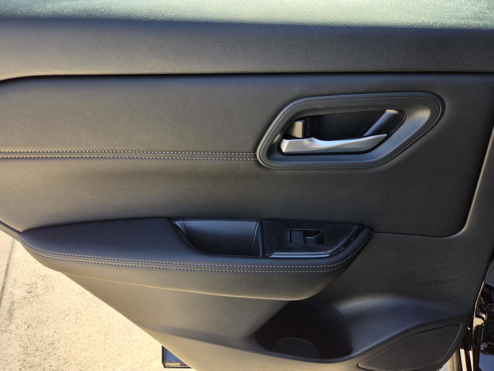 New 2026 Nissan Rogue Dark Armor FWD image 15