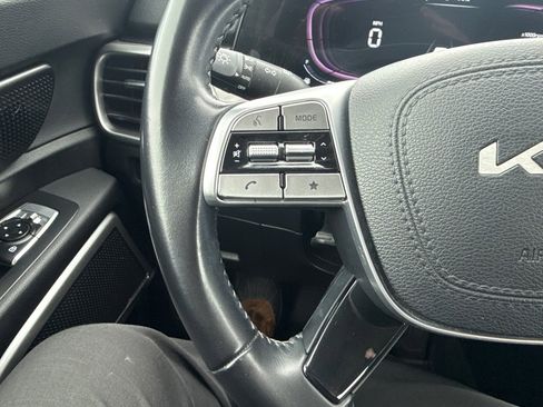 Used 2023 Kia Telluride S image 23