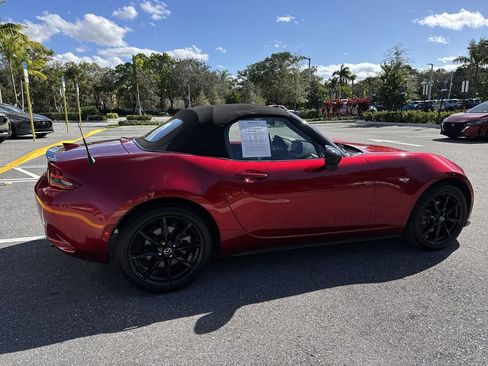 Used 2021 MAZDA MX-5 Miata Club image 5
