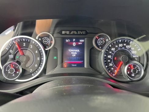 New 2026 RAM 1500 Big Horn AWD/4WD image 3