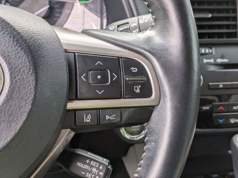 Used 2018 Lexus RX 350L w/ Premium Package image 12