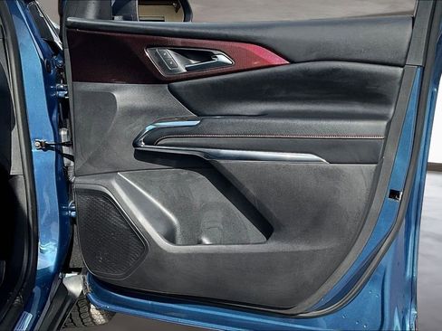 Used 2026 Chevrolet Traverse Z71 w/ Driver Confidence Package image 28