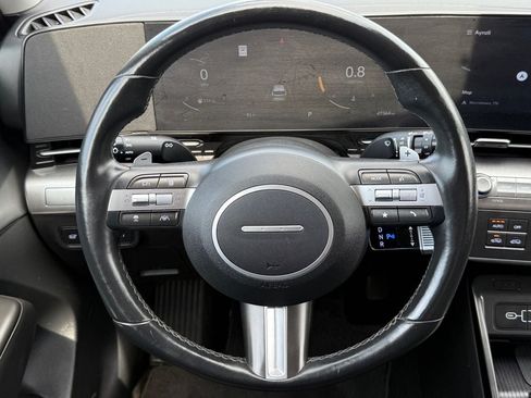 Used 2024 Hyundai Kona Limited AWD/4WD image 19
