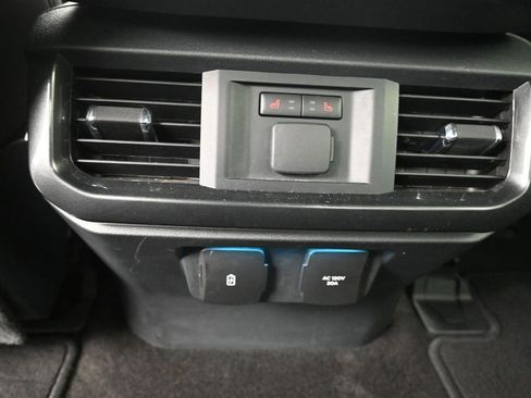 Used 2021 Ford F150 Lariat w/ Equipment Group 502A High image 25