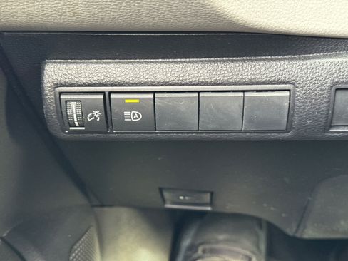 Used 2022 Toyota Corolla LE image 22