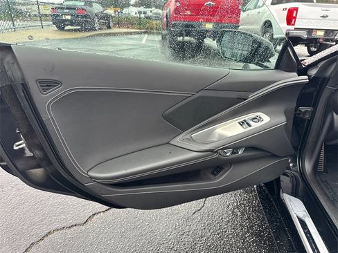 Used 2021 Chevrolet Corvette Stingray Coupe w/ 1LT image 11