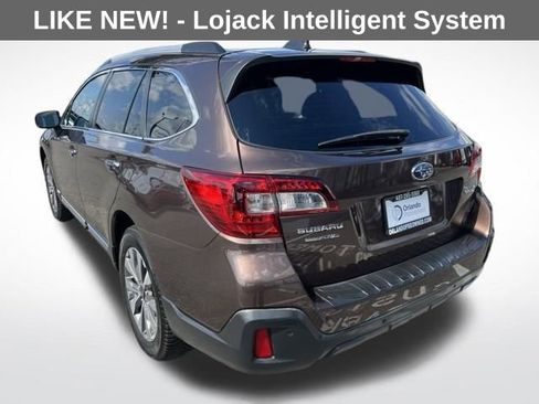 Used 2019 Subaru Outback 2.5i Touring image 7