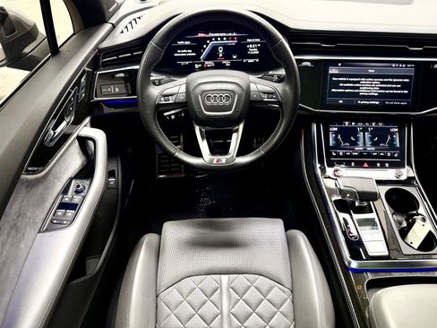 Used 2022 Audi SQ7 Prestige w/ Prestige Package AWD/4WD image 2