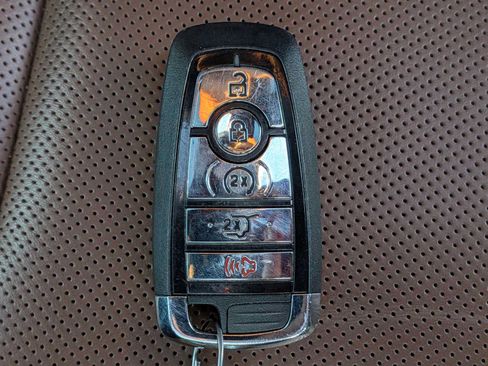 Used 2023 Lincoln Aviator Reserve w/ Equipment Group 201A AWD/4WD image 30
