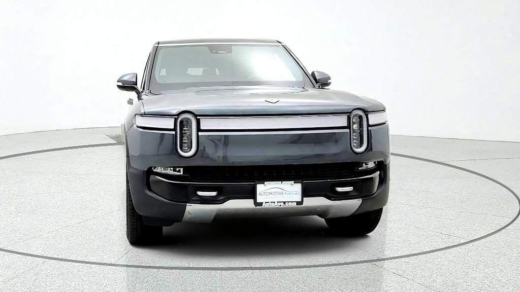 Used 2024 Rivian R1S Adventure Dual AWD/4WD image 2