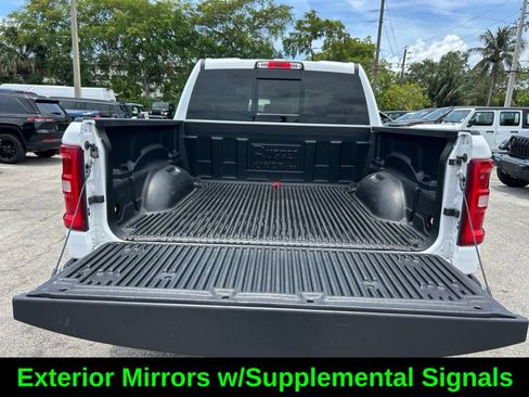 Certified 2025 RAM 1500 Laramie AWD/4WD image 32