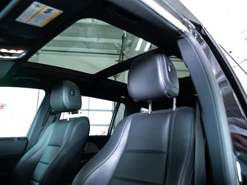 Used 2022 Mercedes-Benz GLS 450 4MATIC w/ AMG Line Exterior image 27