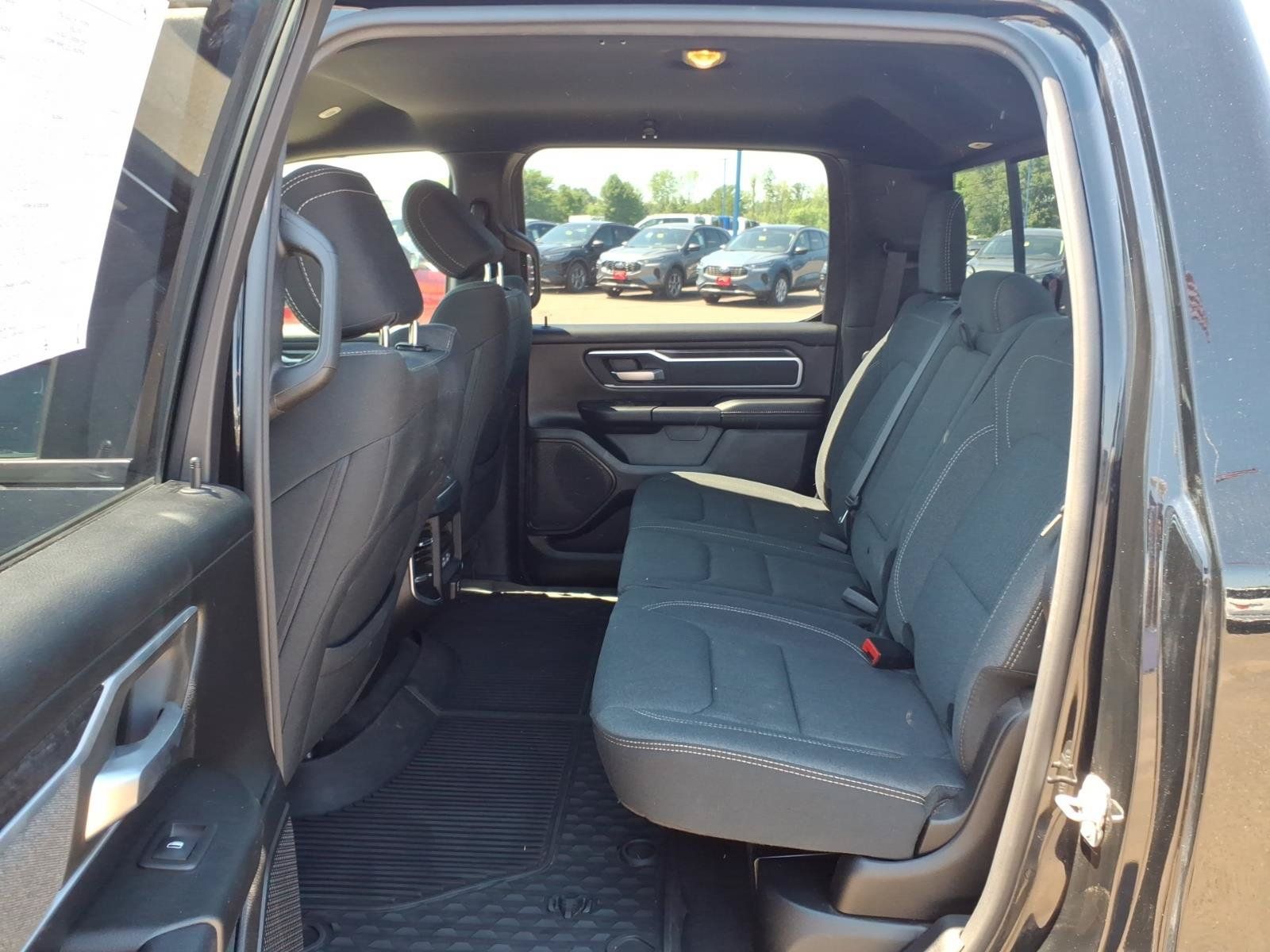 Used 2021 RAM 1500 Big Horn AWD/4WD image 11