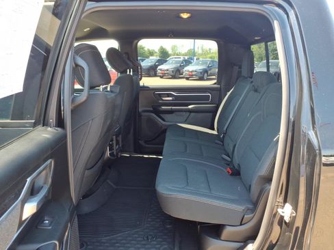 Used 2021 RAM 1500 Big Horn AWD/4WD image 11