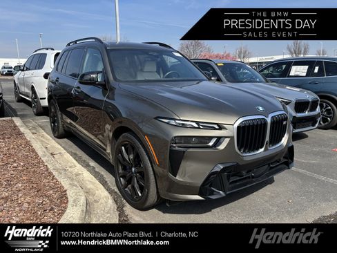 Used 2026 BMW X7 M60i image 1
