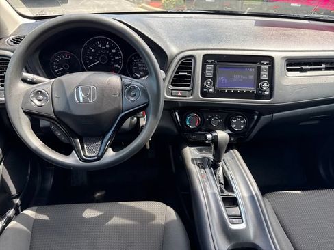 Used 2022 Honda HR-V LX image 22
