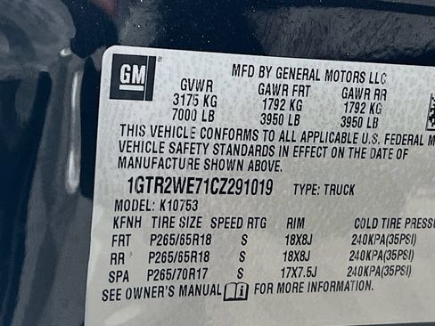 Used 2012 GMC Sierra 1500 SLT w/ Chrome Essentials Package AWD/4WD image 28