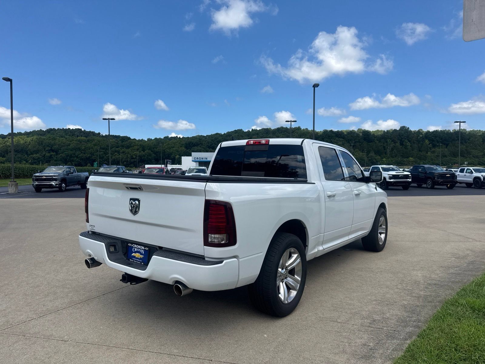 Used 2016 RAM 1500 Sport w/ Convenience Group RWD image 4