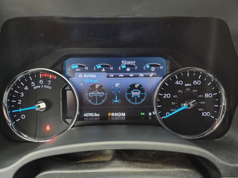 Used 2022 Ford F250 Lariat w/ Chrome Package image 8