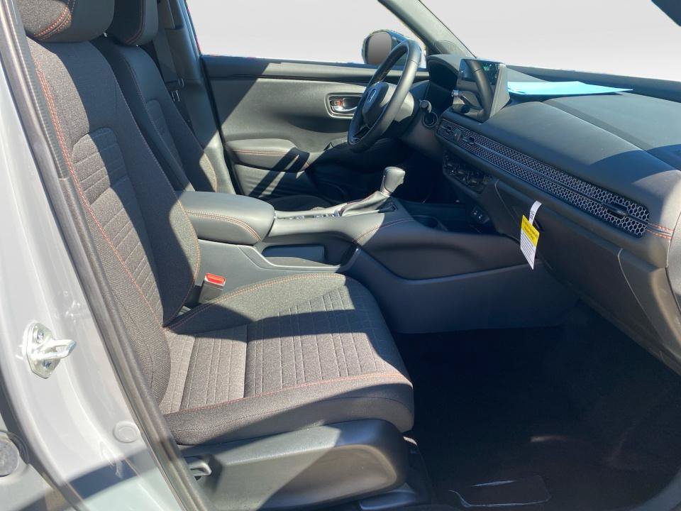 Certified 2027 Honda HR-V Sport image 28