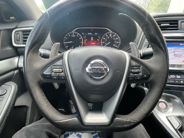 Used 2017 Nissan Maxima SR w/ Midnight Edition FWD image 15