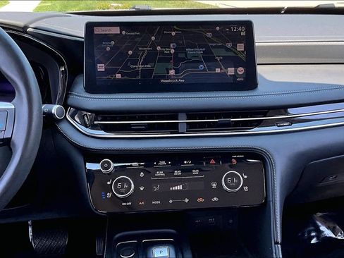 Certified 2023 INFINITI QX60 Luxe w/ Vision Package FWD image 19