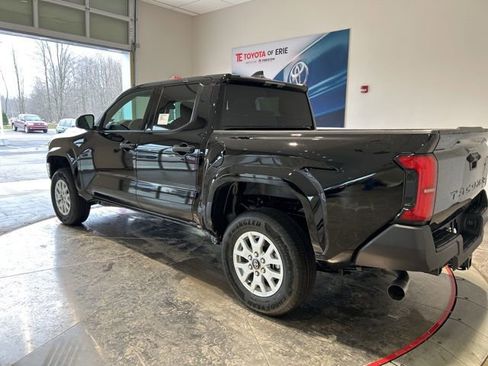 New 2026 Toyota Tacoma SR RWD image 4