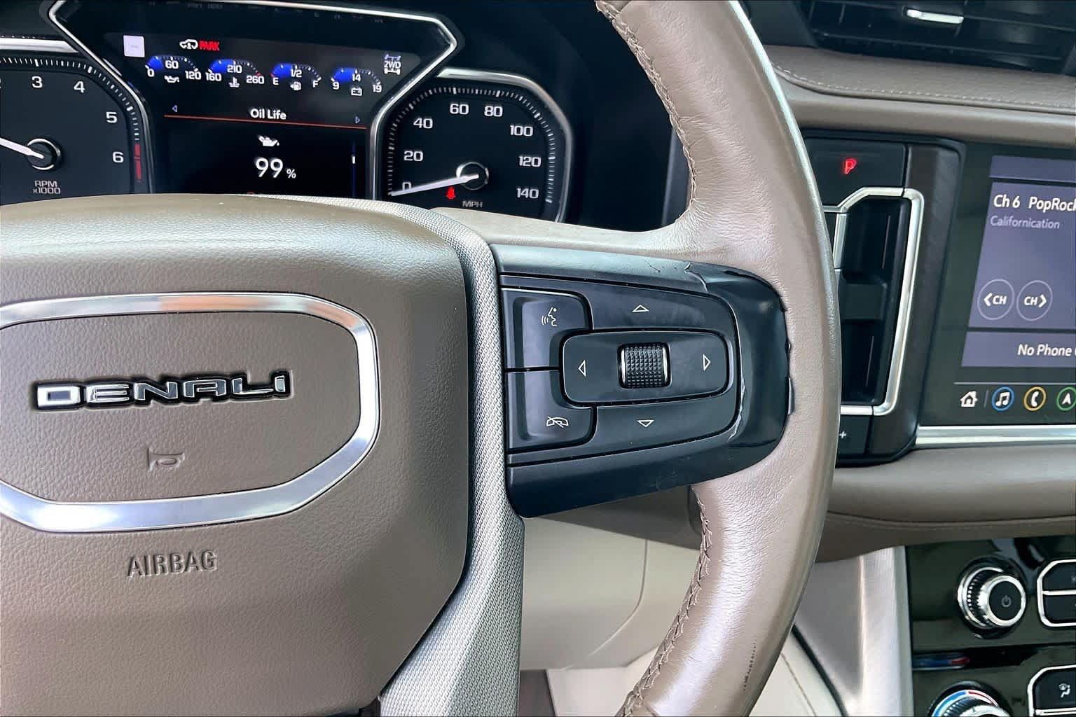 Used 2021 GMC Yukon Denali w/ Denali Ultimate Package AWD/4WD image 25