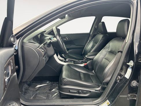 Used 2017 Honda Accord EX-L image 15