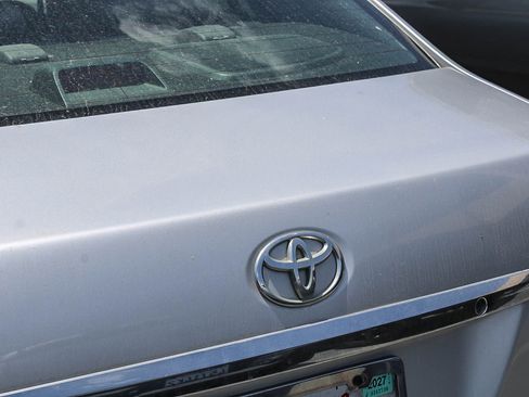Used 2007 Toyota Yaris S FWD image 10
