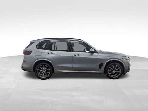 New 2026 BMW X5 xDrive40i w/ Executive Package image 6